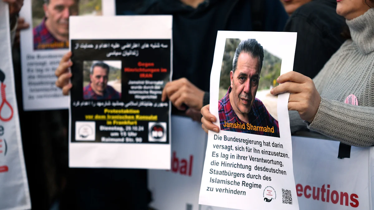 Diplomatie – und Spionage? Iran will Konsulat in Bonn eröffnen - Politik