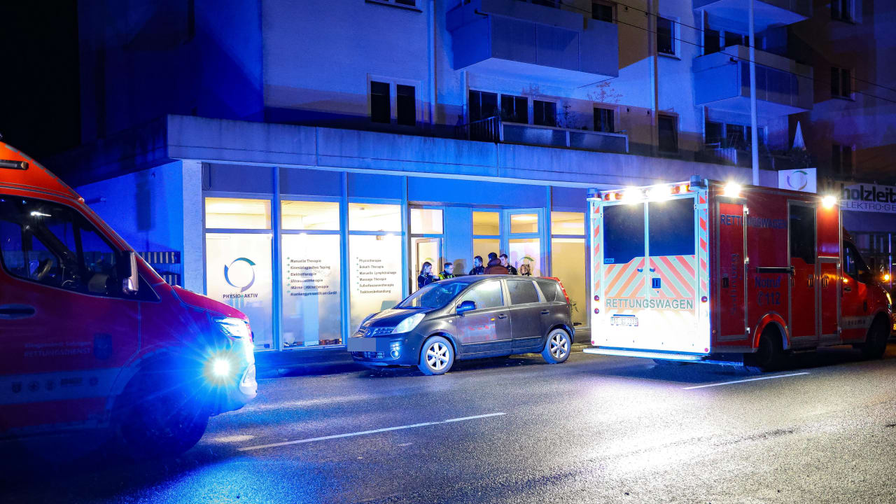 Solingen: Mann mit Stichverletzung in Praxis entdeckt | Regional