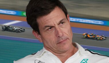 „Hirnlos!“ ++ „Kann man sich nicht ausdenken“: Formel-1-Zoff zwischen Mercedes und Red Bull eskaliert | Sport