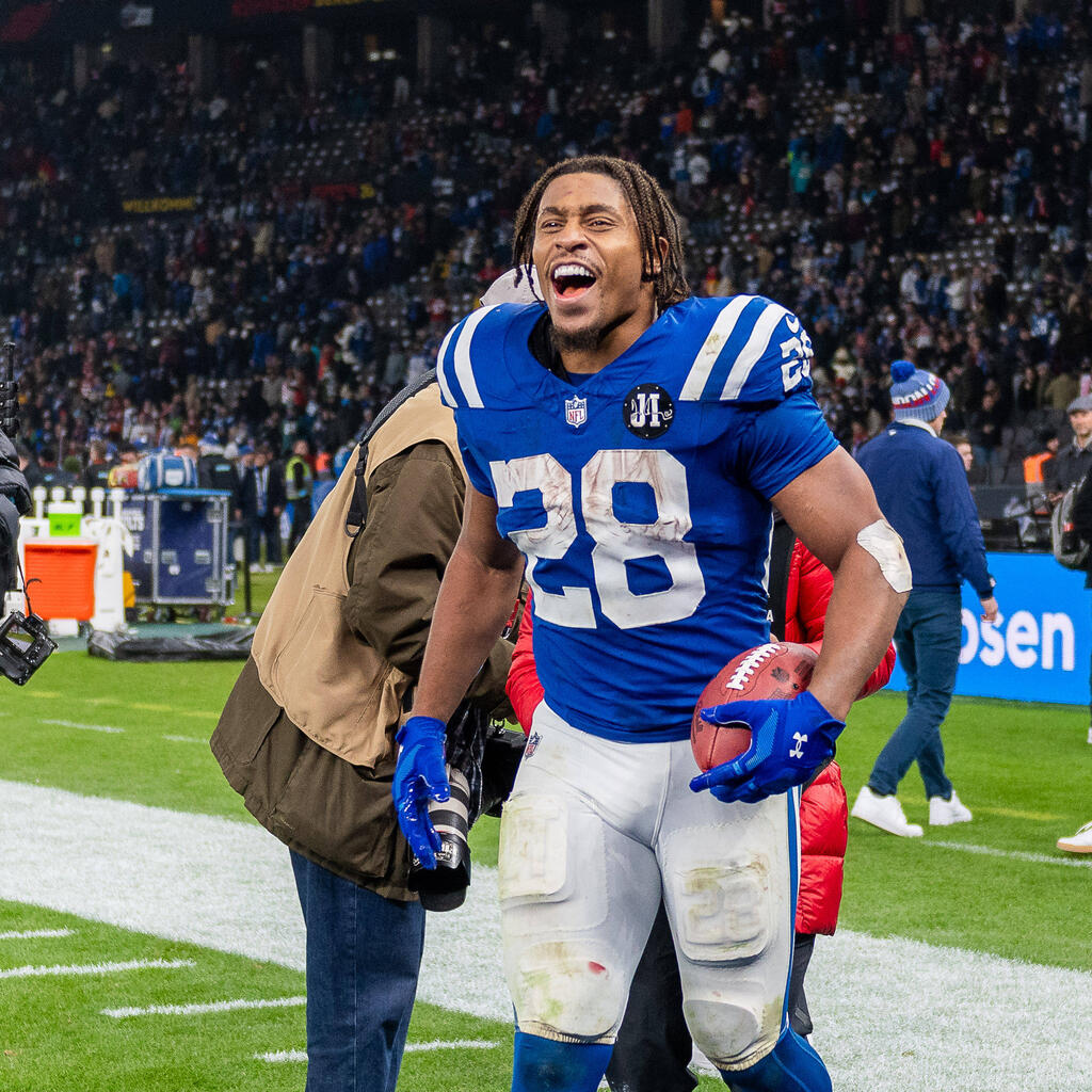 Der Matchwinner nimmt das Spielgerät mit nach Hause