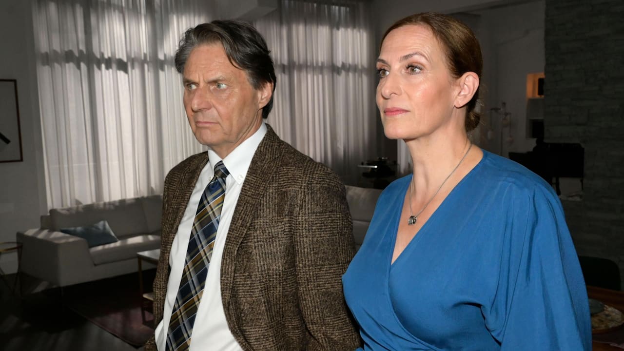 GZSZ heute auf RTL+: John und Zoe zusammen auf der Suche nach Clara | Unterhaltung