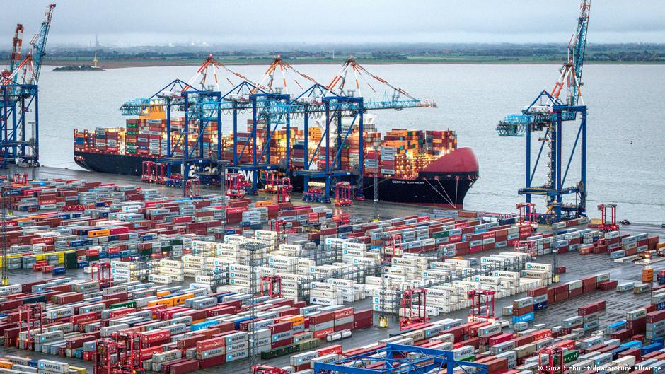 China wieder Deutschlands Top-Handelspartner – DW – 19.11.2025