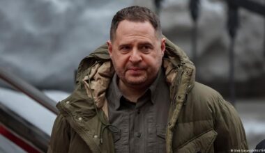 Der Fall Jermak und die Folgen für den Friedensplan – DW – 29.11.2025