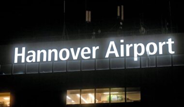 Flug nach Hamburg umgeleitet: Drohnen-Alarm am Flughafen Hannover | News