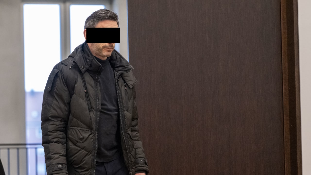 Prozess in Nürnberg: Bäcker soll zwei Mitarbeiterinnen vergewaltigt haben | Regional