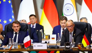 Ringen um einen Friedensplan - Schicksalstage für die Ukraine: Was kann Europa noch tun? - Politik