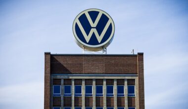 Volkswagen verschiebt Milliardenentscheidung | Geld