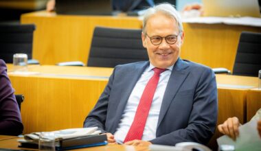 Arbeitsgericht: Land darf Bewerber wegen AfD-Mitgliedschaft ablehnen | Politik