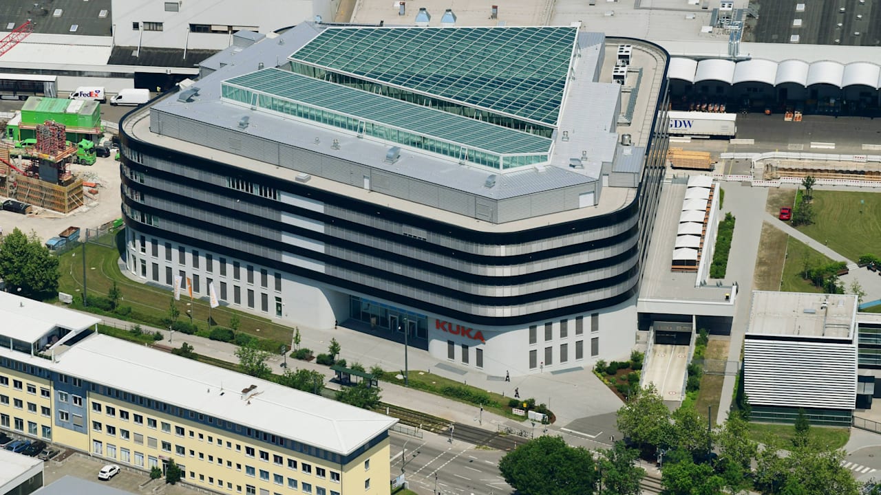 Deutscher Roboter-Hersteller baut 560 Arbeitsplätze ab | Regional