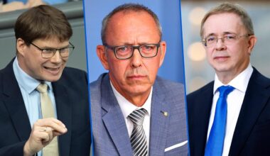 Russland-Reise: Was machen diese drei AfD-Männer in Putins Reich? | Politik