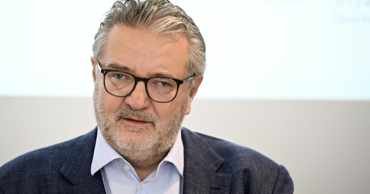 Hacker will EU-Schuldenregeln in die "Mottenkiste" stecken