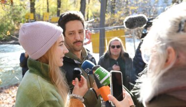 Eisbachwelle in München: Mehr Wasser zugeführt - doch die Hoffnungen der Surfer platzen erneut - München