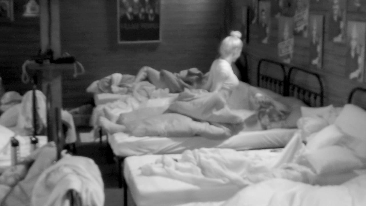 „Der Promihof“: „Absolut pervers!“ – Fummel-Arger für Emma und Tim | Unterhaltung