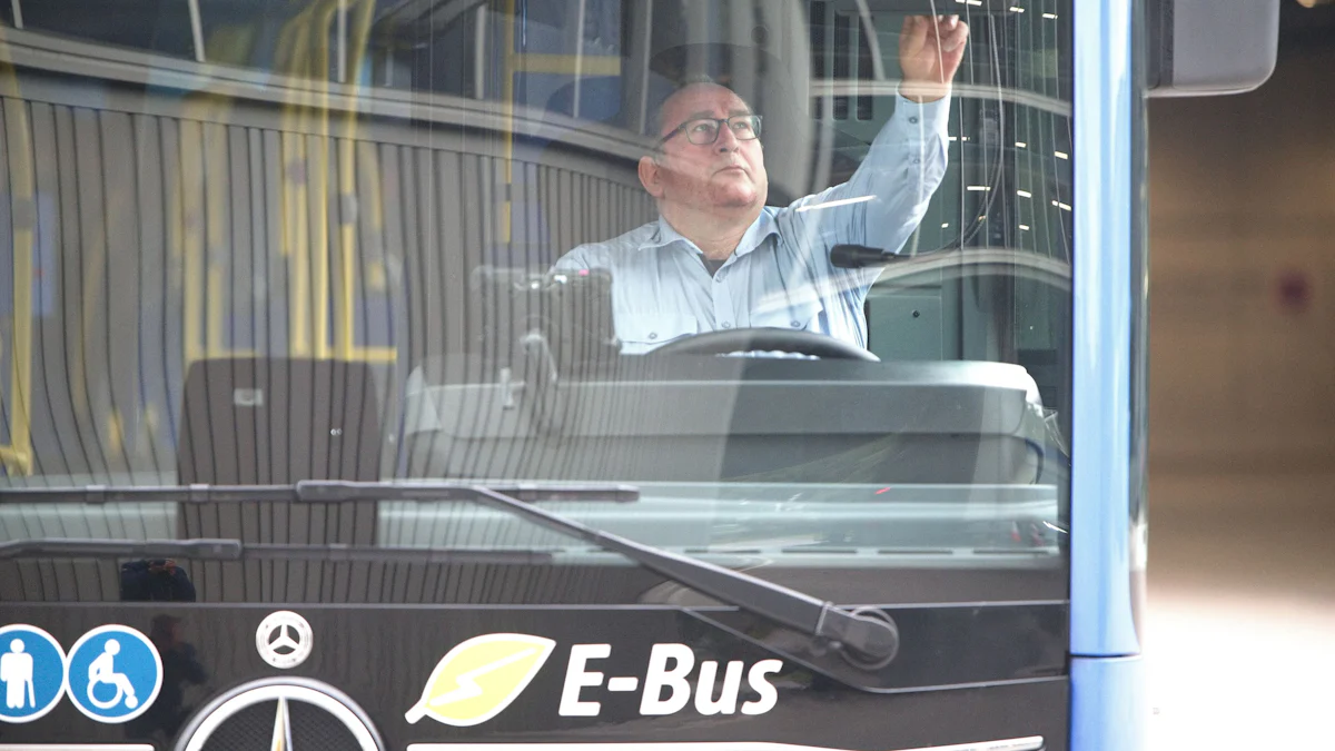 München: Wie die MVG den Fachkräftemangel mit Busfahrern aus dem Ausland behebt - München