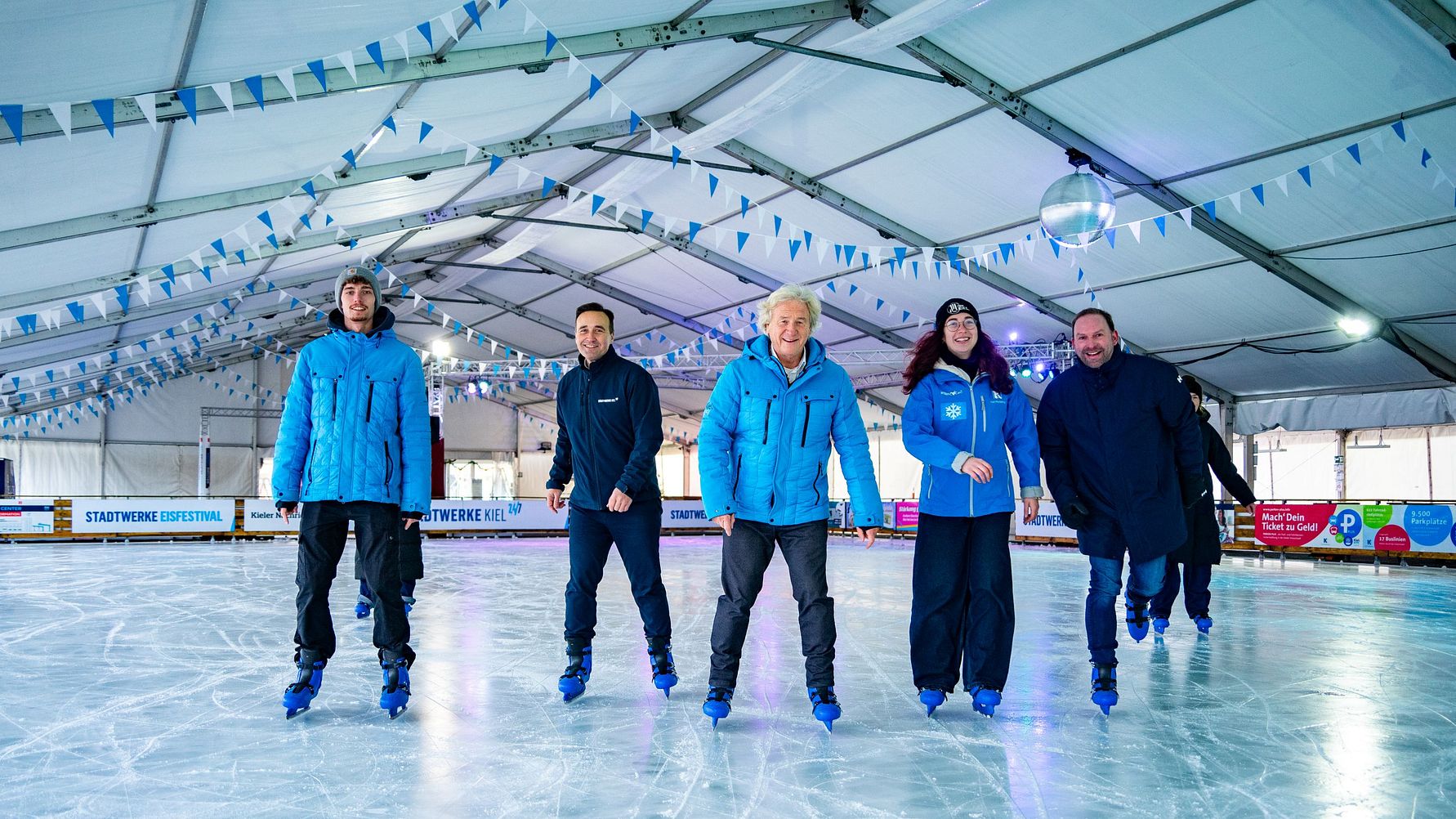 Das Stadtwerke Eisfestival 2025/26 erneut am Germaniahafen