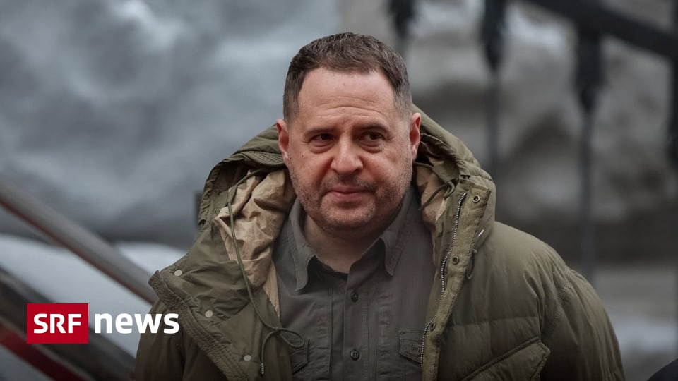 Krieg in der Ukraine - Korruptionsermittlungen: Selenskis Stabschef Jermak tritt zurück - News