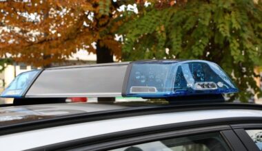 Verursacher bietet Opelfahrer Geld an