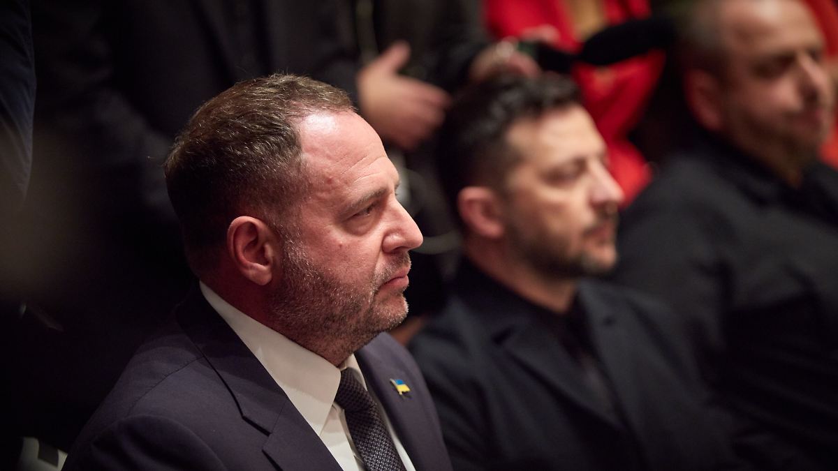 "Operation Midas" in der Ukraine: Durchsuchungen bei Selenskyjs rechter Hand erschüttern Kiew