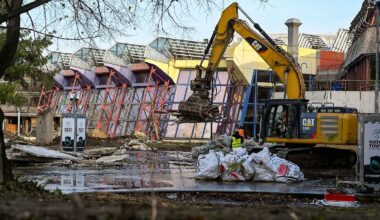 Berlin & Brandenburg: Baggerarbeiten am früheren Erlebnisbad SEZ haben begonnen