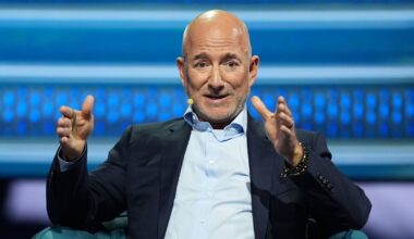 Amazon-Gründer mit neuem Look: Ist das wirklich Jeff Bezos?