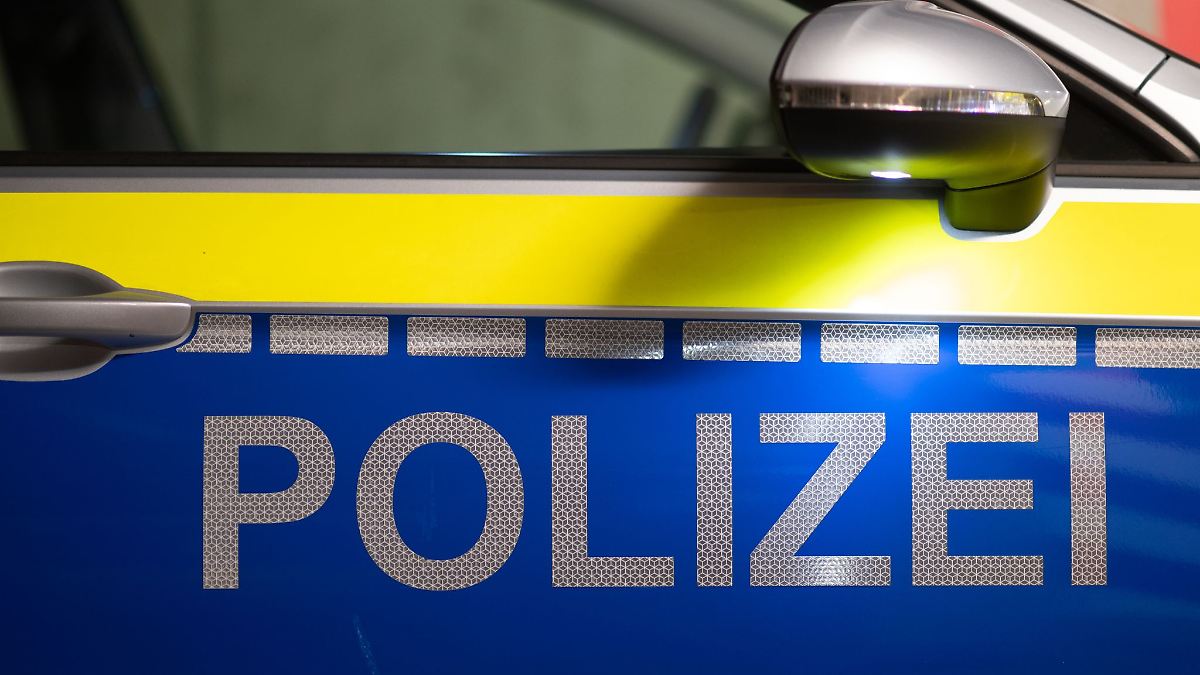 Sachsen: Gruppe attackiert und bestiehlt 28-Jährigen in Dresden