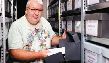 Abschied in Etappen: Das Naturkundemuseum Leipzig präsentiert „Das Haus mit der Spinne – Teil 2: Botanik“ · Leipziger Zeitung