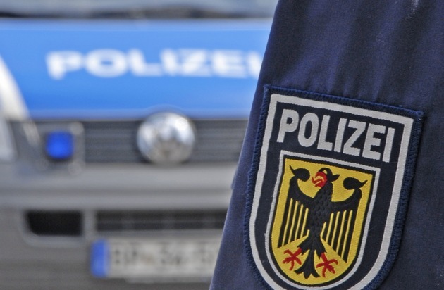Bundespolizeidirektion München: Nigrischer Honigtransport oder organisierte ...