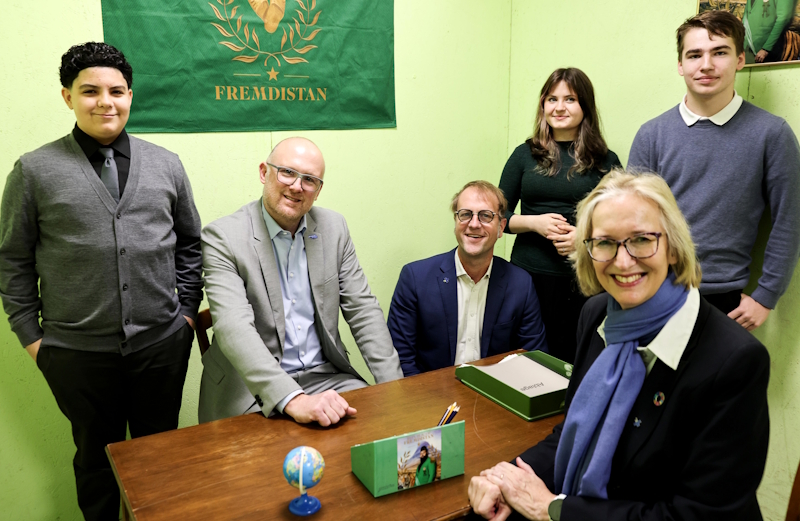 „Plötzlich ist alles fremd“: Sören Link eröffnet Escape Room „Unbekanntes Unbehagen“ bei der Kindernothilfe