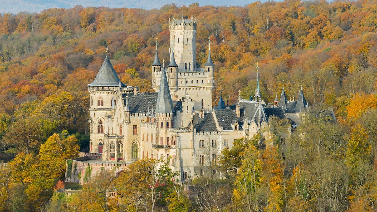 Von "Maxton Hall"-Fans gestürmt: Schloss Marienburg bläst geplante Öffnung ab