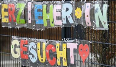 Personallage in Kitas angespannt – hohe Belastung