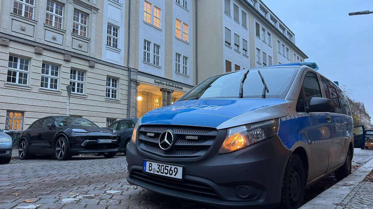 Berlin & Brandenburg: Nach falscher Terrorwarnung - Polizei sucht nach Hinweisen