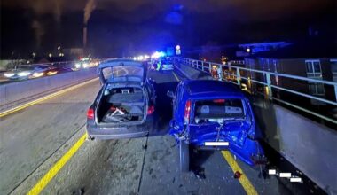 Mehrere Verletzte bei Unfall mit drei Autos