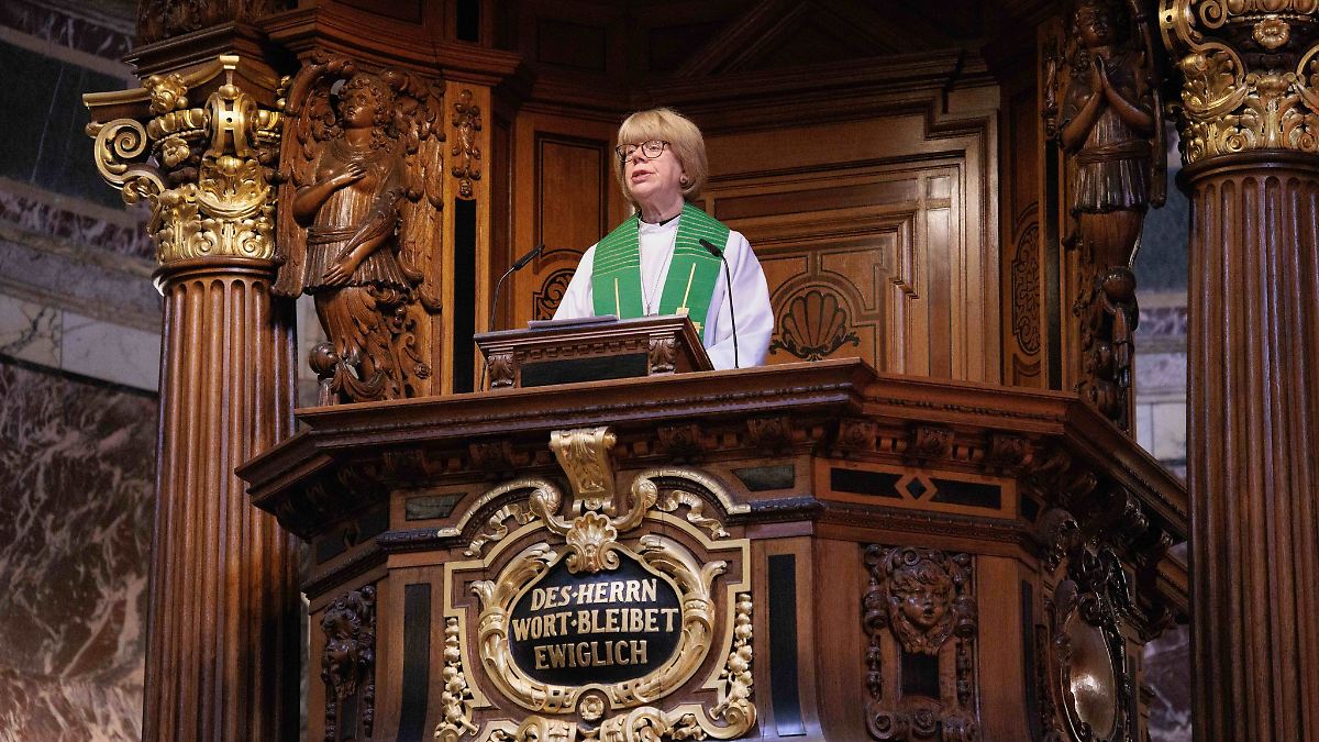 Berlin & Brandenburg: Predigt auf Englisch - Domgemeinde hat Besuch aus London