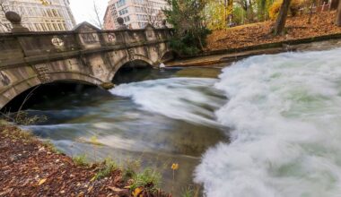 Bayern: Surfer in Sorge: Eisbachwelle in München ist verschwunden