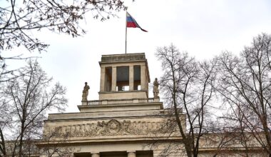 Auf Kosten des Steuerzahlers: AfD schickt Besuchergruppen in Berlin in russische Botschaft