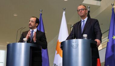 Bildbeschreibung: Bundeskanzler Friedrich Merz und Präsidenten der Republik Zypern, Nikos Christodoulides.