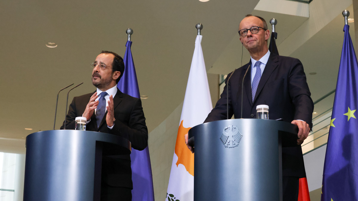 Bildbeschreibung: Bundeskanzler Friedrich Merz und Präsidenten der Republik Zypern, Nikos Christodoulides.