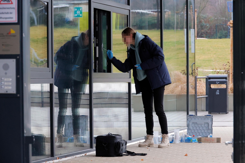 Einbruch in Bernsdorfer Schwimmhalle - Radio Chemnitz
