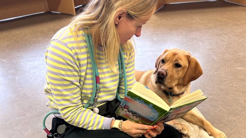 Bundesweiter Vorlesetag mit tierischer Unterstützung
