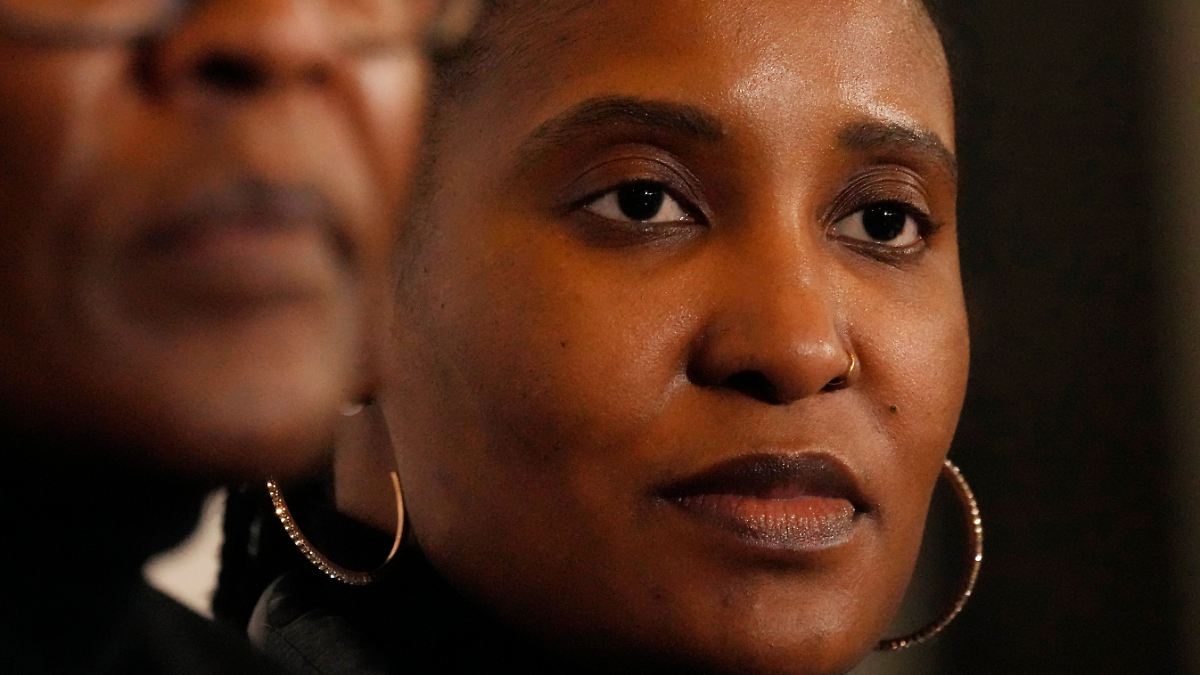 Halbschwester bat um Prüfung: Für Kreml rekrutiert? Tochter von Ex-Präsident Zuma tritt zurück