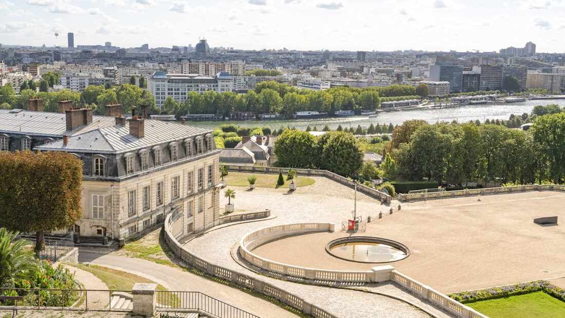 Der Ausblick von der Terrasse des Domaine national de Saint-Cloud. Foto: Hilke Maunder