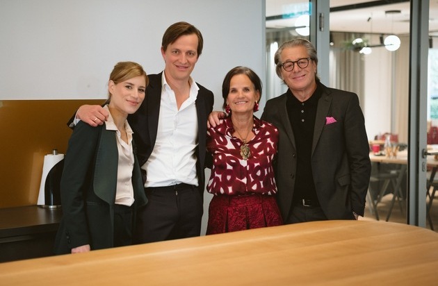 Sperrfrist 20.11., 21 Uhr: PwC-Tochter INTES zeichnet Strenger-Gruppe als ...