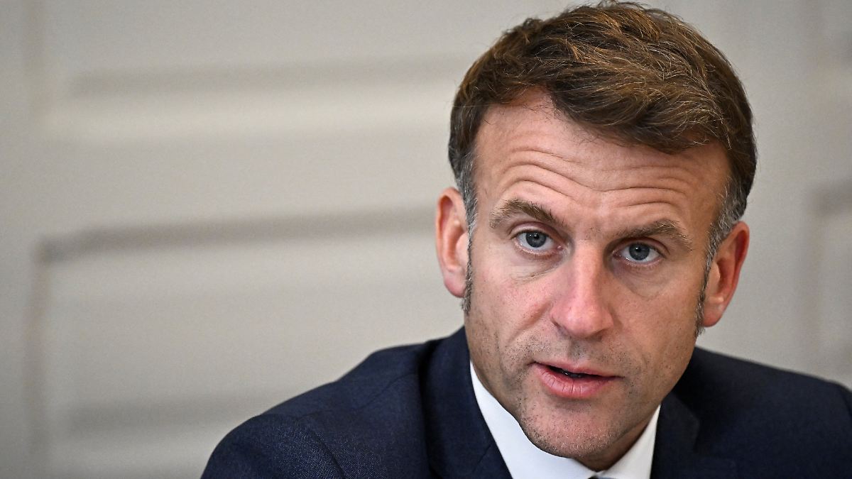 Verteidigung gegen Russland: Frankreich: Macron kündigt neuen Freiwilligen-Wehrdienst an