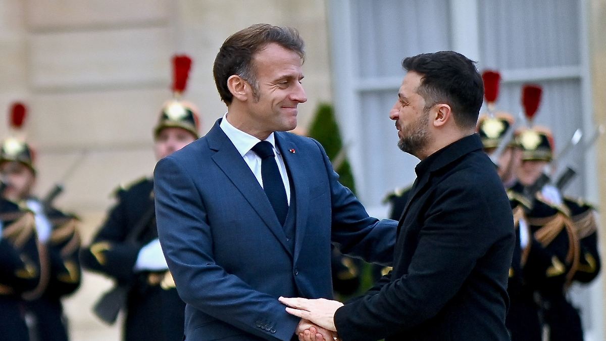 "Historisches Abkommen": Ukraine will 100 französische Kampfjets kaufen