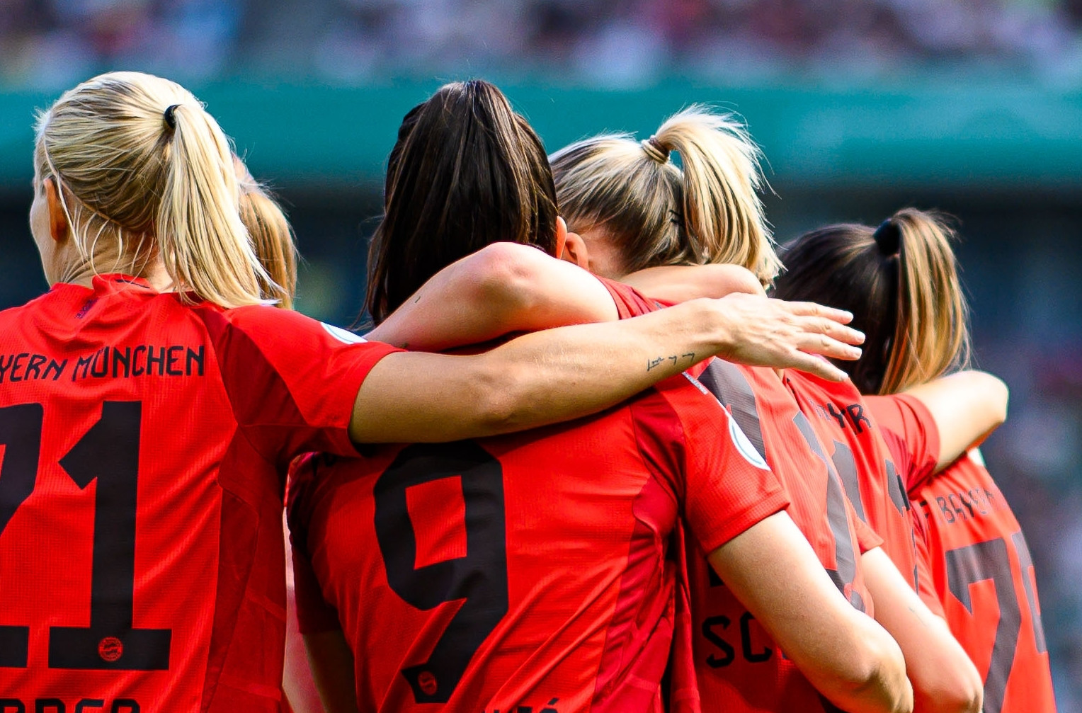Frauen vom FC Bayern 2025