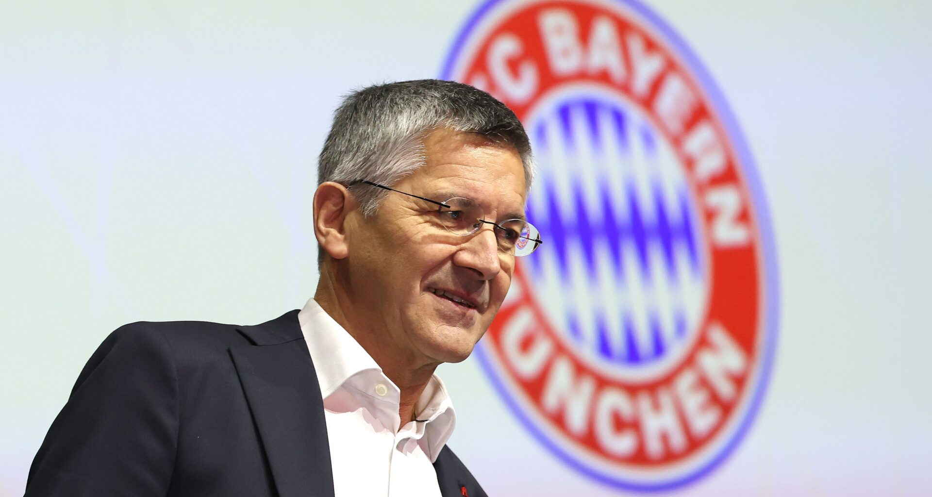 FC Bayern München, Tagesordnung und Plan bei der JHV 2025: Wann kommen die Fragen der Mitglieder / Fans bei der Jahreshauptversammlung des FCB dran?