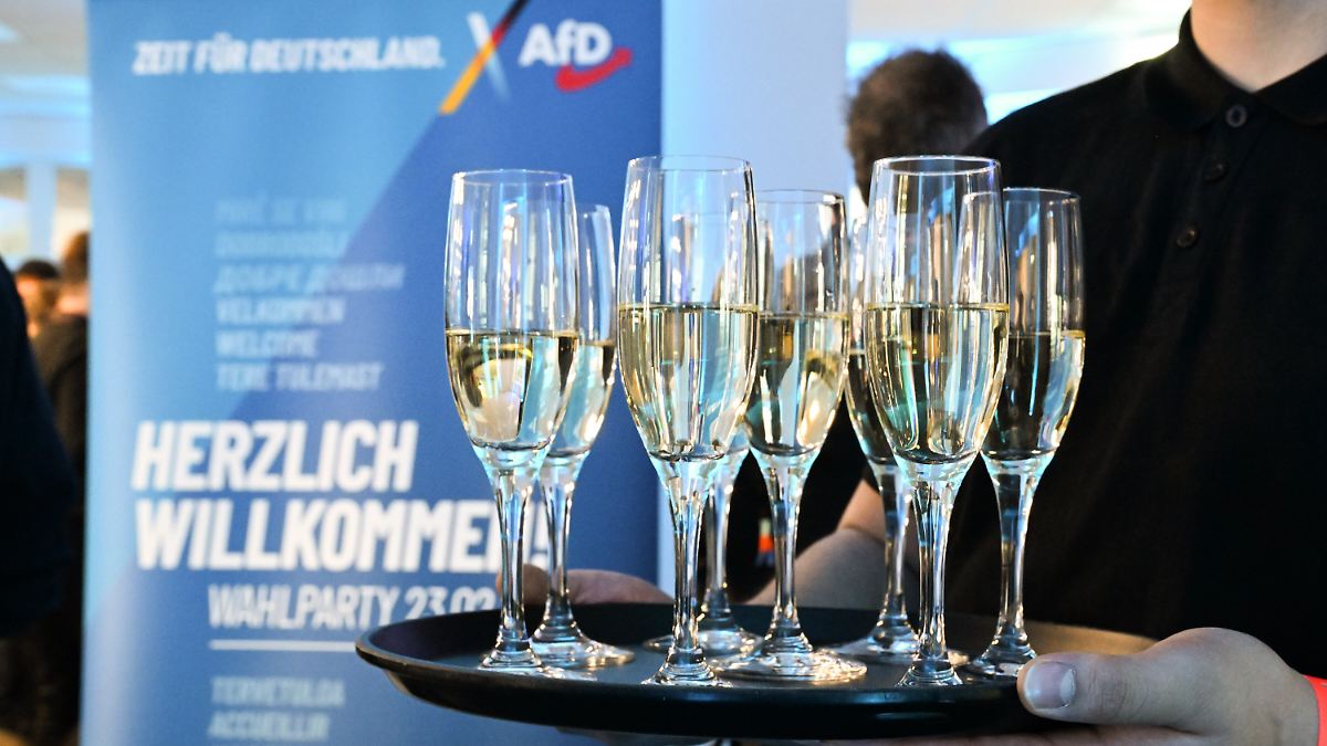 Auch deutsche Bewerber verstört: Firmen schneiden sich mit AfD-Annäherung ins eigene Fleisch