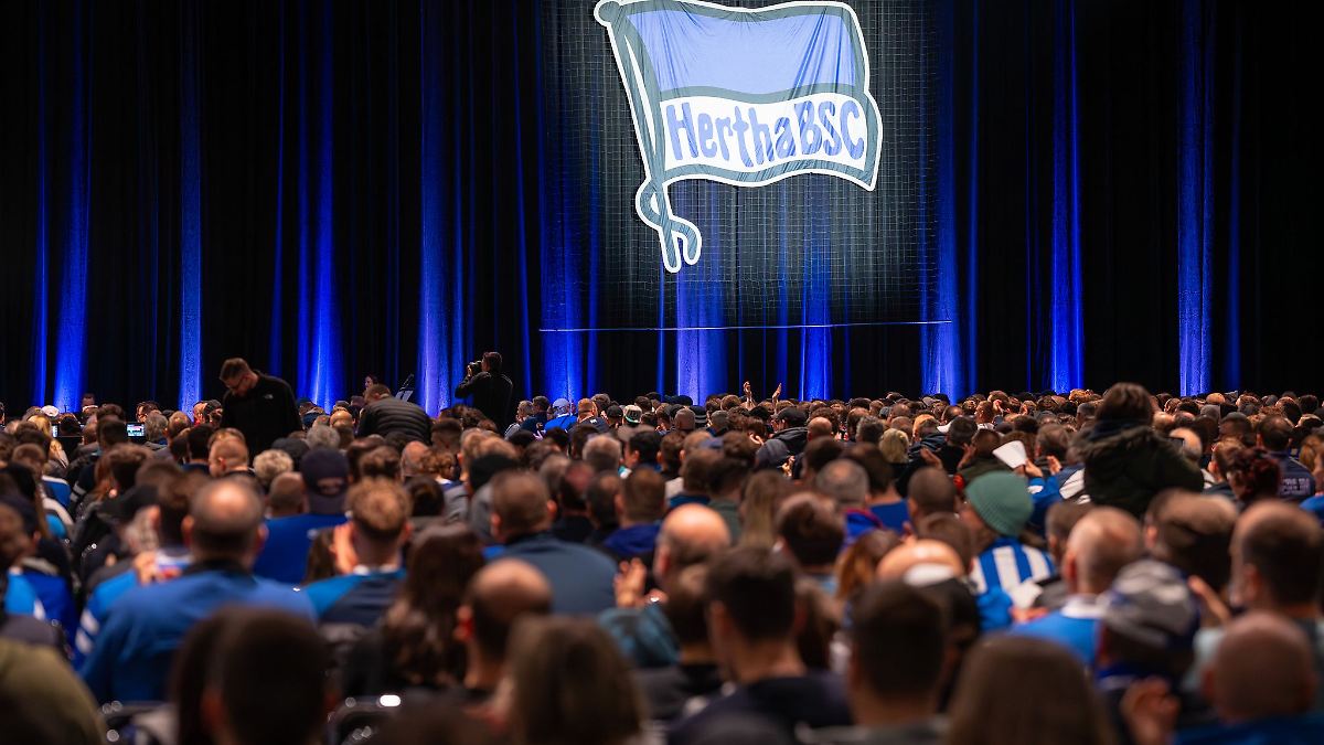 Berlin & Brandenburg: Herthas Mitglieder sollen die digitale Frage beantworten