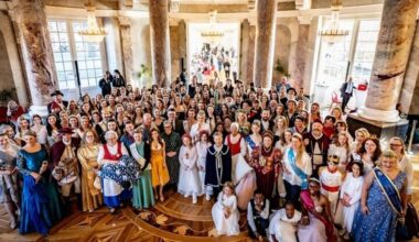 Hessens Hoheiten feiern Brauchtum im Biebricher Schloss