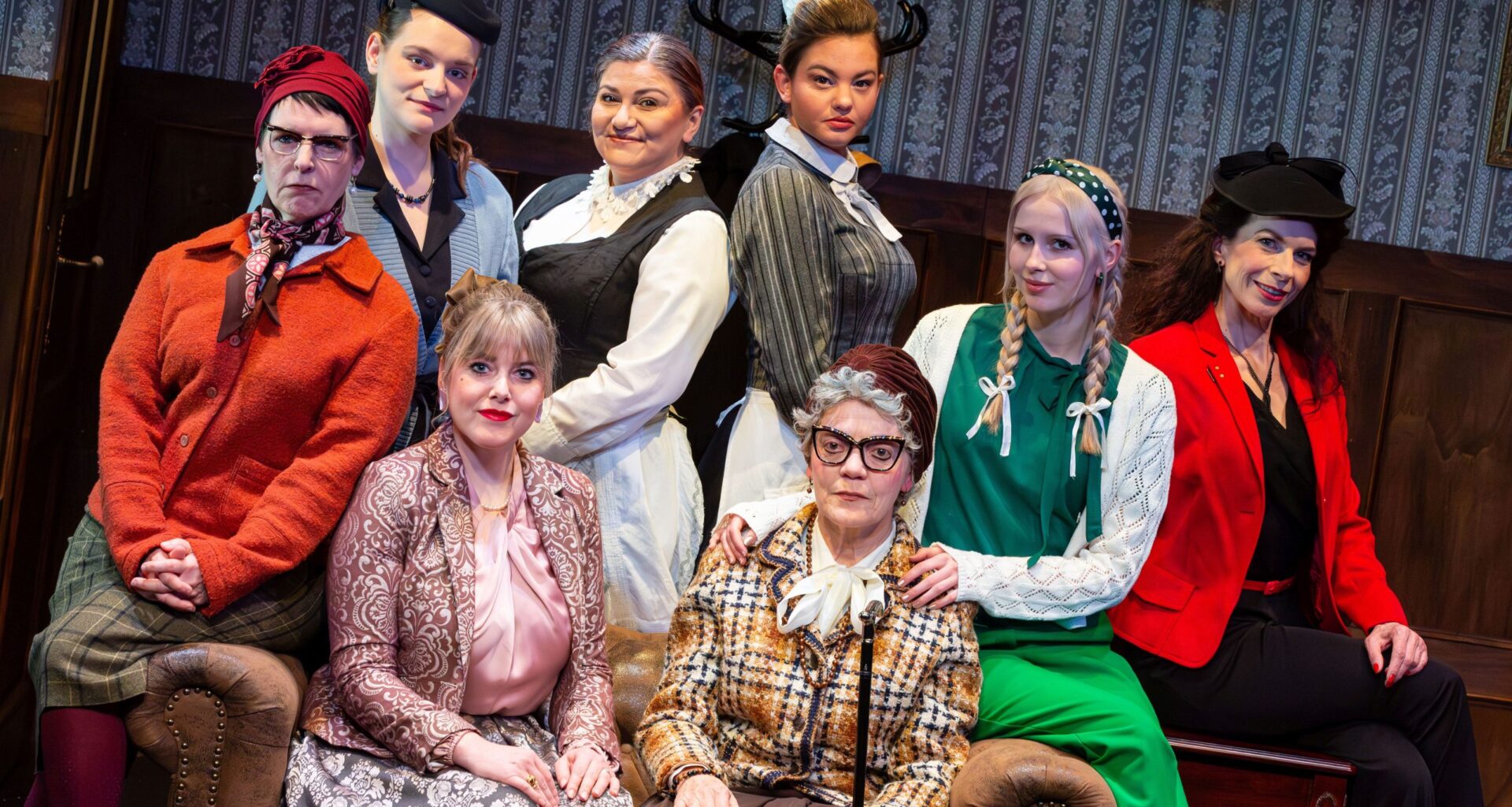 Die Stadtzeitung - „Die 8 Frauen“: Abschied von der Krimi-Komödie